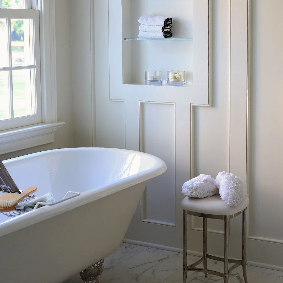 Custom Luxury Bathroom and Tub