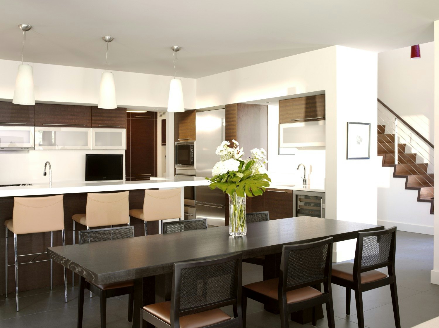 Custom Builder Modern Kitchen